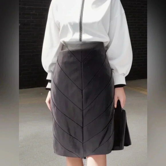 🏠 White House Black Market/ Instantly Slimming/ Black Midi skirt/  Size US 4 - Picture 2 of 12